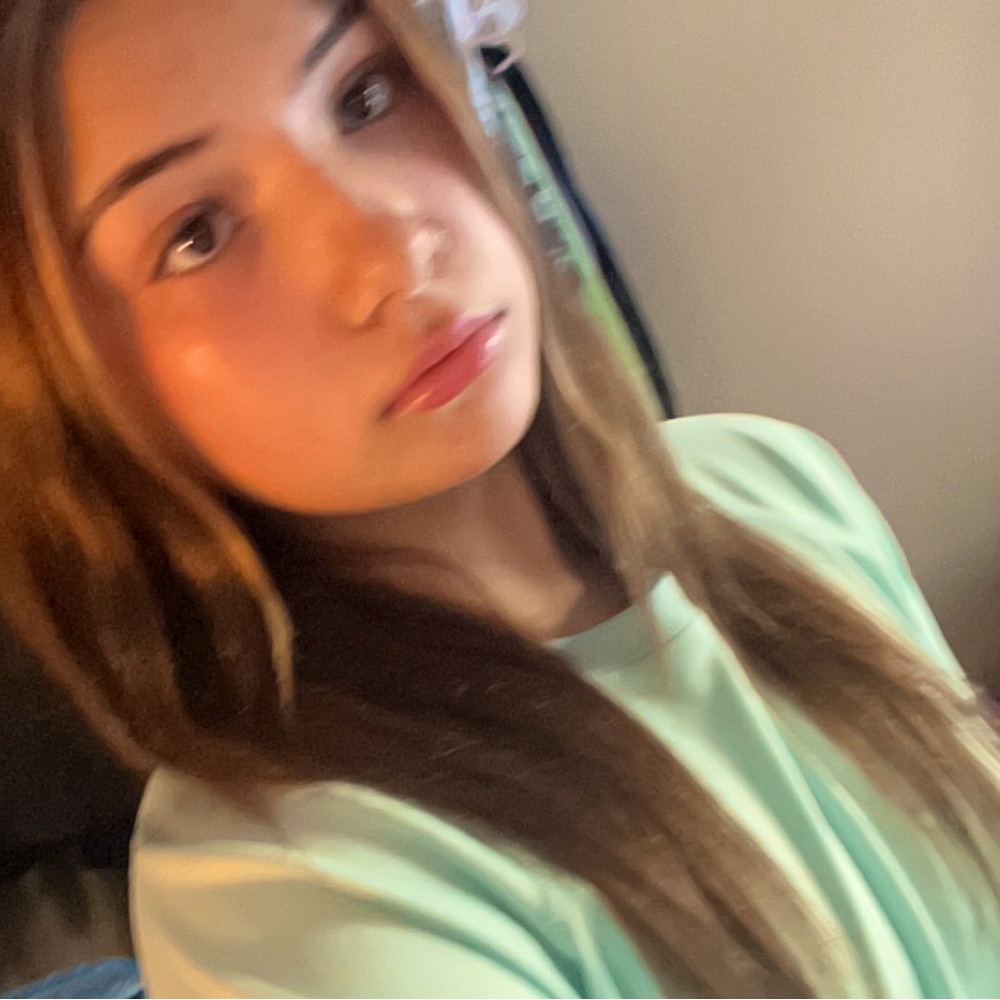 Meet your Posher, Jasmin